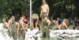 Солдаты, которые защищали от наводнения Дальний Восток, переполнили военный госпиталь ИА AmurMedia
